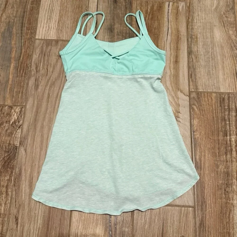 Ivivva by Lululemon Girls Athletic Built in Bra Tank Top